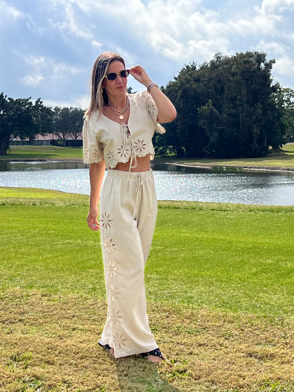 Linen cutout embroidered bow tie top and pants set