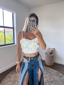 White  rose  top