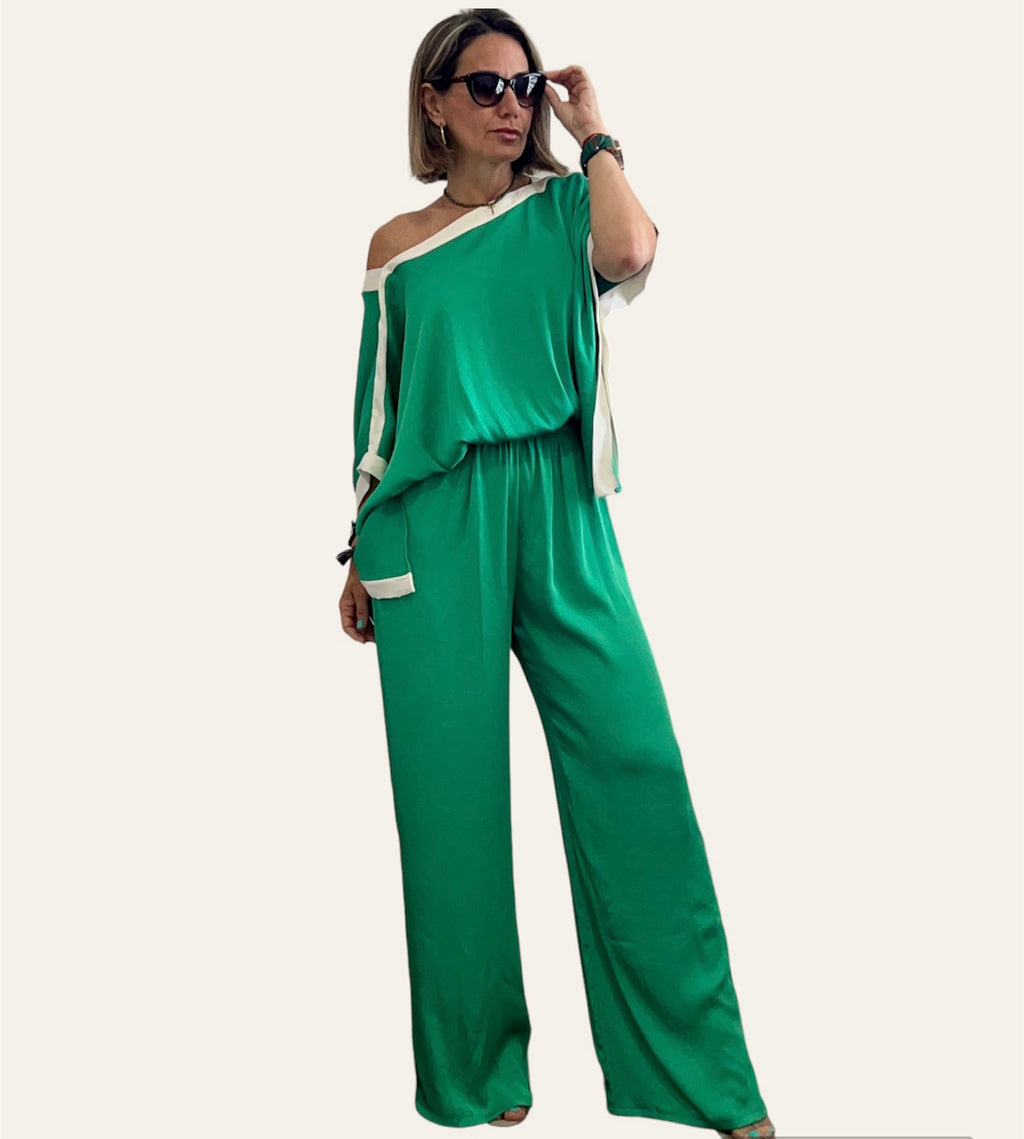 Tyche  jumpsuit in green